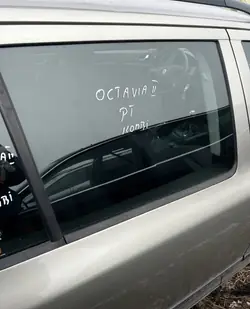 SKODA OCTAVIA II 04-13 Oikea Takaoven Lasi