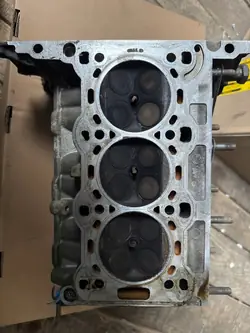 Culasse Moteur OEM 55355431 pour Opel Corsa D 1.0