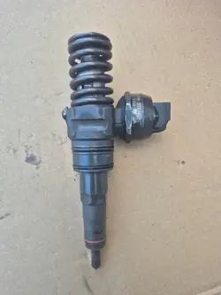 Pompe à carburant VW Polo OEM 0414720035 - Occasion