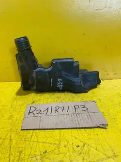 Résonateur d'air Renault Clio III 8200323523