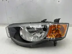 Faros izquierdo MITSUBISHI COLT IV 8301B179
