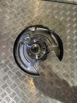 UTO56489 Moyeu de roue arrière pour Volvo XC90 2020
