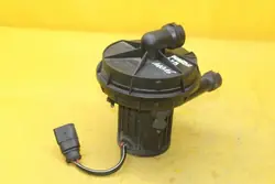 Aputuulipumppu OEM 3D0 131 083 D - Käytetty