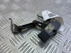 Volvo XC90 2017 Bakaxel luftfjädringsnivåsensor OEM 31360331
