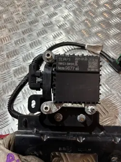 OEM 9839967780 Tutka Peugeot 2008 II Sähkö 2022