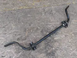 Barre stabilisatrice avant Nissan Pathfinder III R51
