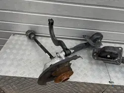 Audi Q3 83A bakre knäled vänster/höger OEM IG AUTO