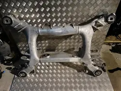 Soporte suspensión trasera OEM 6894149 55 BMW G05 G06 G07