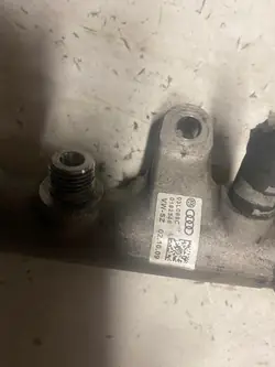 OEM 255923 inspuitrail voor VW 1.6 FSI