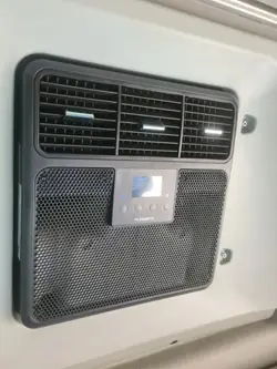 Dometic Coolair RTX 1000 Dachklimaanlage 24V Gebraucht
