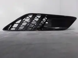 Oikea puoli Chevrolet Corvette 2016 OEM 23440004