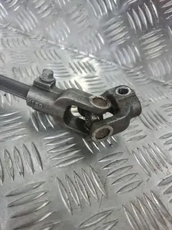Croisillon colonne direction OEM 39017425 Opel Corsa E