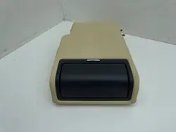 Lexus NX 2017 Bakre armstöd OEM AMD127540