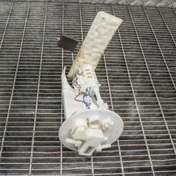 Kraftstoffpumpe TOYOTA YARIS (_P13_) 1.0L 2015 777040D070