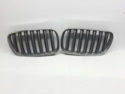 BMW X3 E83N Grill Grille Right 4M0265105D