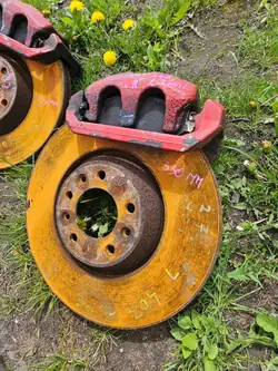OEM Tarcze zestaw zaciski Etujarrupuristimet set