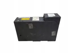 Renault OE CD-vaihtaja OEM 8200033794 - Käytetty