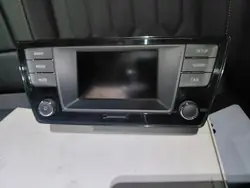 Rádio com navegação Skoda Fabia III OEM 6V0035867E