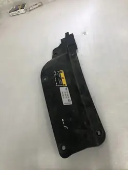 OEM 658853343 Motorhaubenleiste für Skoda Kamiq 1.5L