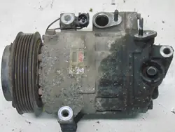 Compresseur A/C HYUNDAI SANTA FE II 2.2D 977012B700