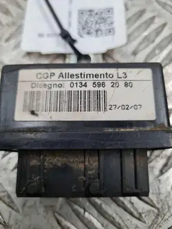 Relais de ventilateur radiateur OEM 01345962080 Peugeot Boxer