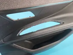 OEM 98305886QU Höger Bakdörrsbeklädnad Peugeot 3008 II