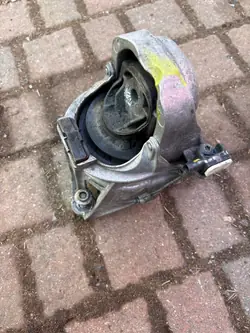 Motorsteun Links Rechts Voor Audi SQ7 SQ8 4M0199255AJ