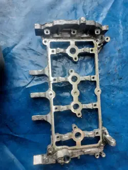 Nissan MR20DE Nokka-akselin Kiinnike - OEM Osa