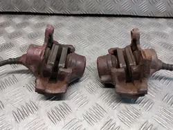 Jarrurattaat & puristimet taka OEM TARCZE HAMULCOWE TYŁ W210