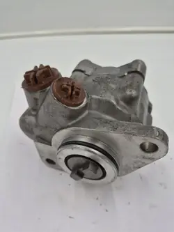 Bomba de dirección asistida MAN OE 81471016137 - Usada