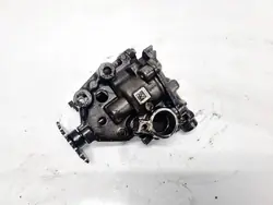 Nissan Qashqai Olje Pump 2007 2.0L 8200345633