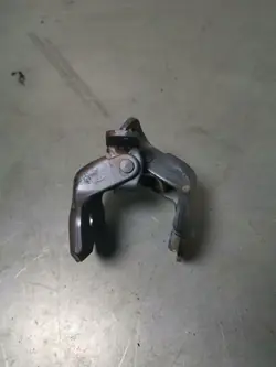 Subaru OE Voorste Deurscharnieren OEM FBZ15769