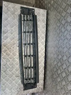 Griglia di Aspirazione Aria Paraurti Anteriore VW Polo OE 6C0853671N