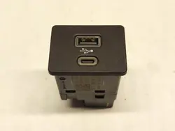 Ford Bronco 2021 Kit Prise USB OEM ML3T14F014AB
