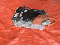Toyota OEM G92A0-48170 Omvormer voor Highlander III