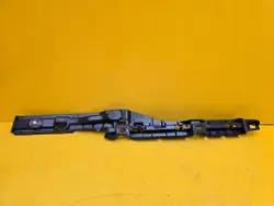 BMW 5 G60 rechter dorpelbevestiging OEM 5A1C2C4