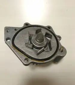 Vattenpump Land Rover Freelander 1999 OE PEB102510