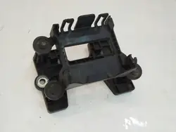 OEM 3Q0907704A tutkan kiinnike VW Passat B8:lle