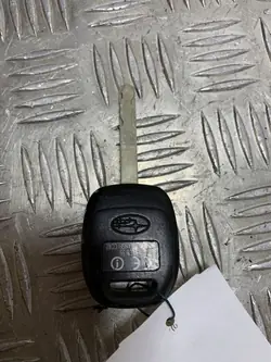 Llave o tarjeta Subaru OEM FBZ14496 para Forester 2010