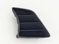 Tappo paraurti anteriore destro Hilux VII 11-15 OEM