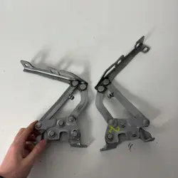 OEM 13186899 Paire de Charnières de Capot Opel Corsa D/E