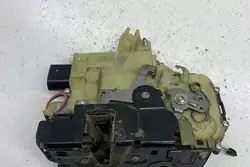 Rechte Vordertürschloss VW PASSAT B5 3B1837016CA