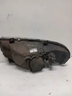 Phare droit Renault Master II 7701044520F