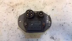 Sytytysmoduuli OEM 0025451832 Mercedes W123 2.0B:lle