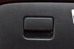 Hansikaslokero OEM mamAUTO-1053390- Toyota Yaris Crossille