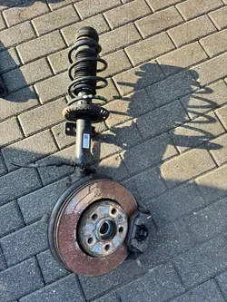 Ammortizzatore anteriore sinistro Volkswagen Polo V 1.6 TDI