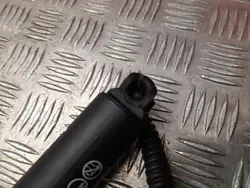 Gasfjäder OEM 8892891310 för Polestar 4 2025