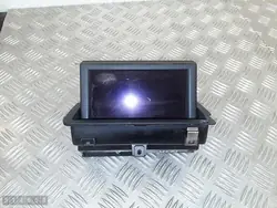 Audi A1 Näyttöruutu OEM 8x0857273 - Käytetty