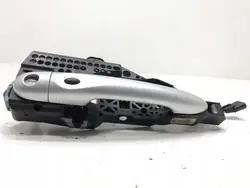 Vasen etuoven ulkokahva Renault Captur I 806077201R