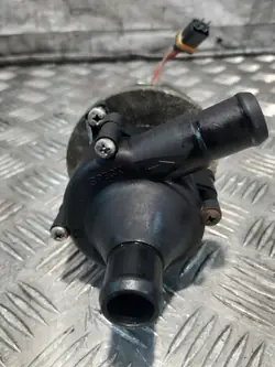 Pompe à eau d'origine BG65X25KI 24V - Occasion